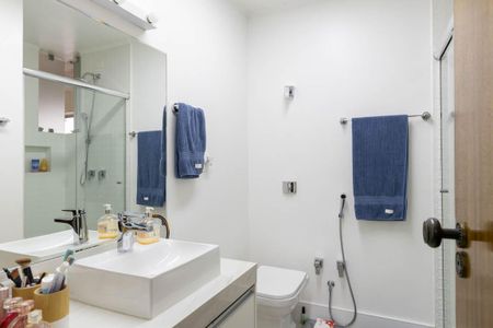 Apartamento à venda com 93m², 2 quartos e 1 vagaBanheiro da Suíte