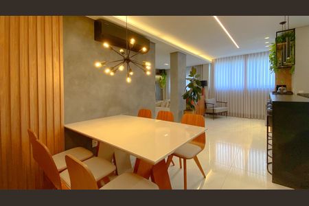 Apartamento à venda com 72m², 2 quartos e 2 vagasSala de Jantar