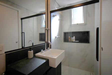 Apartamento à venda com 72m², 2 quartos e 2 vagasBanheiro da Suíte