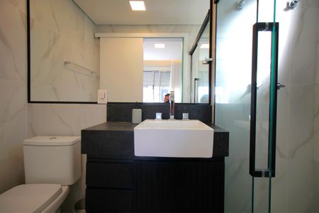 Apartamento à venda com 72m², 2 quartos e 2 vagasBanheiro da Suíte