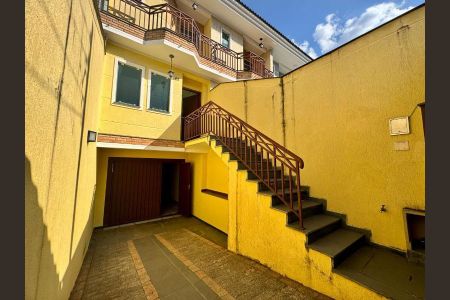 Casa à venda com 168m², 3 quartos e 4 vagasFoto 01