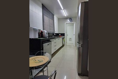 Apartamento à venda com 3 quartos, 144m² em Vila Mascote, São Paulo