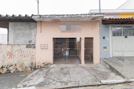 Casa à venda com 130m², 4 quartos e 1 vagaFachada