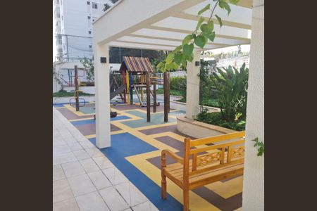 Apartamento à venda com 107m², 3 quartos e 2 vagasÁrea comum - Playground