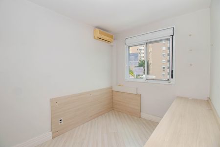 Quarto  2 de apartamento para alugar com 3 quartos, 68m² em Jardim Carvalho, Porto Alegre