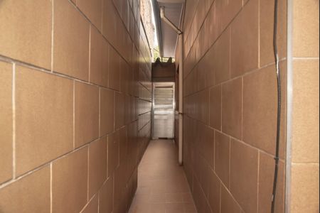 Casa à venda com 141m², 2 quartos e 1 vagaQuintal - Acesso lateral