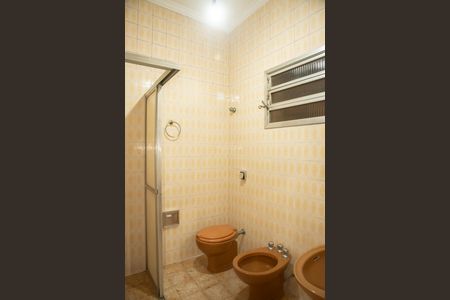 Casa à venda com 141m², 2 quartos e 1 vagaBanheiro