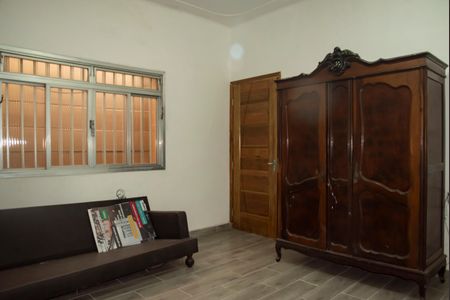 Casa à venda com 141m², 2 quartos e 1 vagaSala