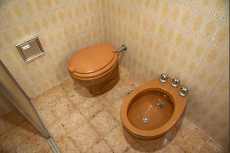 Casa à venda com 141m², 2 quartos e 1 vagaBanheiro