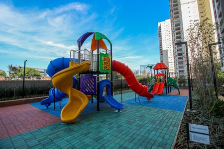 Apartamento à venda com 93m², 2 quartos e 1 vaga Apartamento à venda com 93m², 2 quartos e 1 vagaÁrea comum