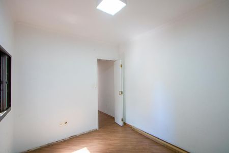Casa à venda com 210m², 5 quartos e 2 vagasQuarto 3