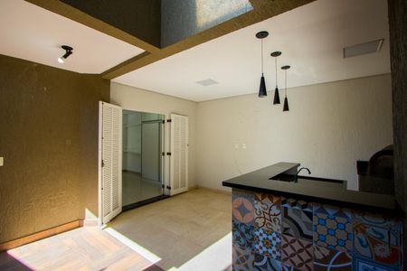 Casa à venda com 210m², 5 quartos e 2 vagasEspaço Gourmet