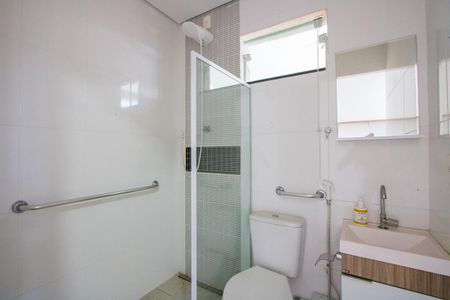 Suíte do quarto 5 de casa para alugar com 5 quartos, 210m² em Vila Assunção, Santo André
