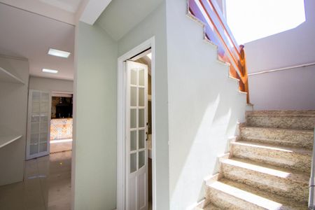 Casa à venda com 210m², 5 quartos e 2 vagasCorredor inferior