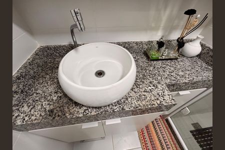 Suíte - Banheiro de apartamento para alugar com 2 quartos, 81m² em Recreio dos Bandeirantes, Rio de Janeiro