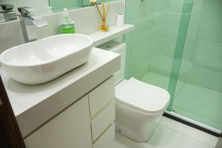 Casa de condomínio para alugar com 159m², 3 quartos e 1 vagaBanheiro Social