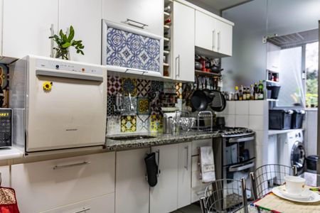 Apartamento à venda com 105m², 4 quartos e 2 vagasCozinha