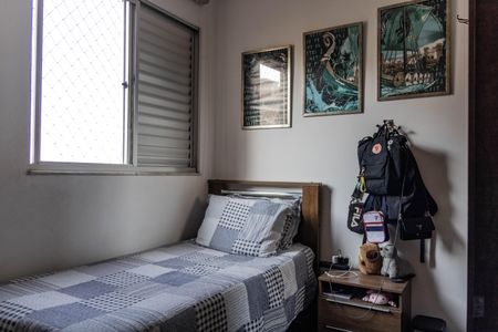 Apartamento à venda com 105m², 4 quartos e 2 vagasQuarto 3