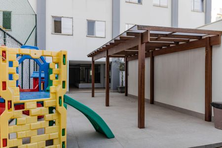 Apartamento à venda com 105m², 4 quartos e 2 vagasÁrea comum - Playground