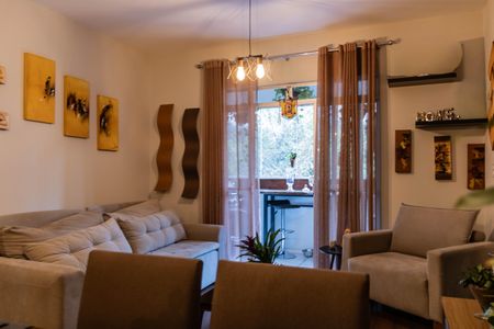 Apartamento à venda com 105m², 4 quartos e 2 vagasSala