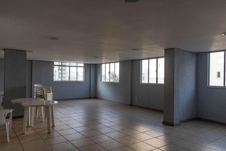 Apartamento à venda com 105m², 4 quartos e 2 vagasÁrea comum - Salão de festas