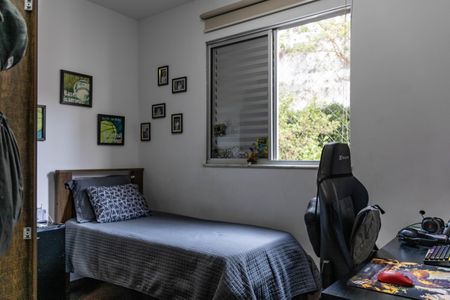 Apartamento à venda com 105m², 4 quartos e 2 vagasQuarto 1