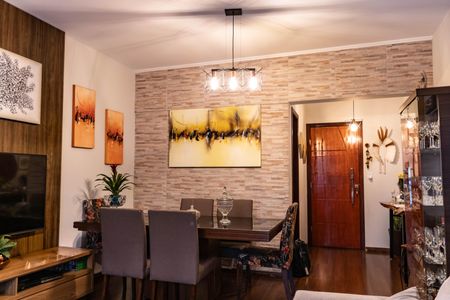 Apartamento à venda com 105m², 4 quartos e 2 vagasSala