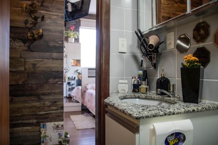 Apartamento à venda com 105m², 4 quartos e 2 vagasBanheiro da Suíte