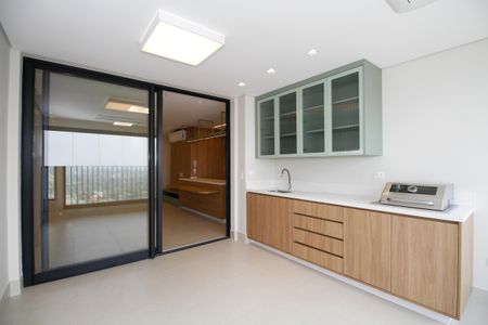 Apartamento para alugar com 100m², 2 quartos e 2 vagas Apartamento para alugar com 100m², 2 quartos e 2 vagasVaranda Sala/Cozinha