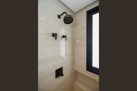 Apartamento para alugar com 100m², 2 quartos e 2 vagas Apartamento para alugar com 100m², 2 quartos e 2 vagasBanheiro da Suíte 2