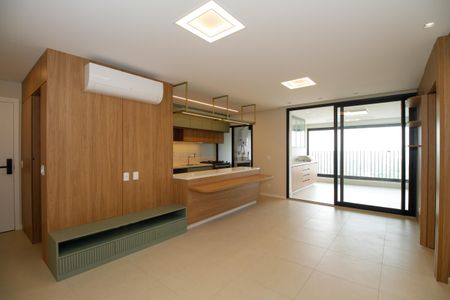 Sala/Cozinha de apartamento para alugar com 2 quartos, 100m² em Pinheiros, São Paulo