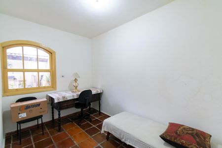 Casa à venda com 180m², 4 quartos e 2 vagasEdícula