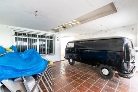 Casa à venda com 180m², 4 quartos e 2 vagasGaragem