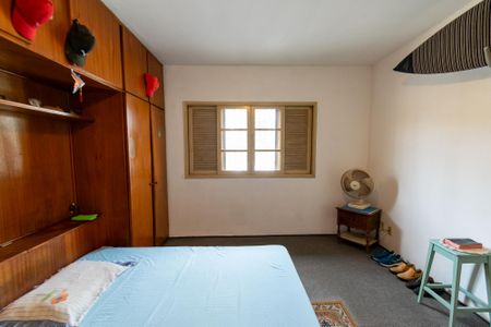 Casa à venda com 180m², 4 quartos e 2 vagasSuíte