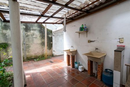 Casa à venda com 180m², 4 quartos e 2 vagasEdícula