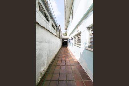 Casa à venda com 180m², 4 quartos e 2 vagasCorredor