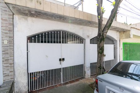 Casa à venda com 180m², 4 quartos e 2 vagasFachada