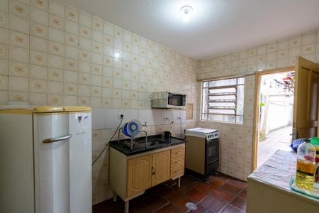 Casa à venda com 180m², 4 quartos e 2 vagasEdícula