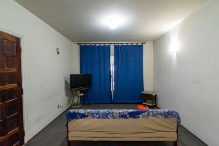 Casa à venda com 180m², 4 quartos e 2 vagasSala