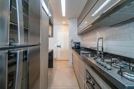 Apartamento para alugar com 85m², 2 quartos e 2 vagas Apartamento para alugar com 85m², 2 quartos e 2 vagasCozinha