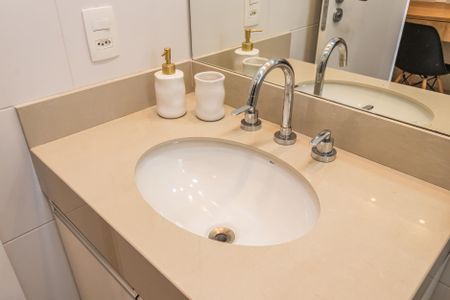 Apartamento para alugar com 85m², 2 quartos e 2 vagas Apartamento para alugar com 85m², 2 quartos e 2 vagasBanheiro