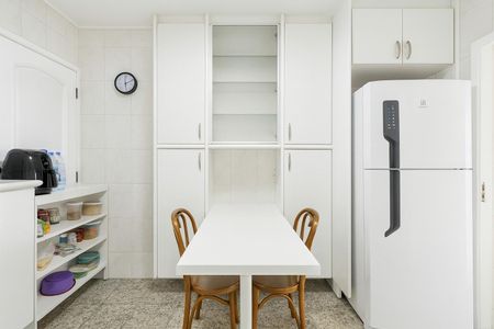 Apartamento à venda com 110m², 2 quartos e 3 vagasCozinha