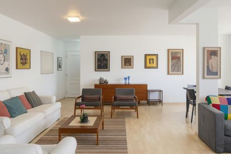 Apartamento à venda com 110m², 2 quartos e 3 vagasSala