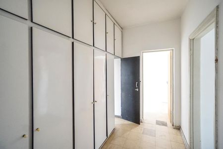Casa à venda com 219m², 3 quartos e 3 vagasCloset dos quartos 02 e 03
