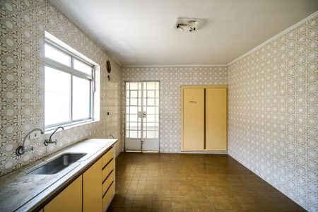 Casa à venda com 219m², 3 quartos e 3 vagasCozinha