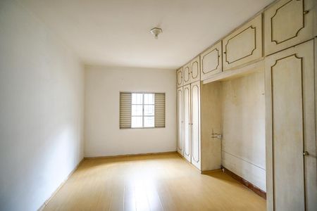 Casa à venda com 219m², 3 quartos e 3 vagasQuarto 01