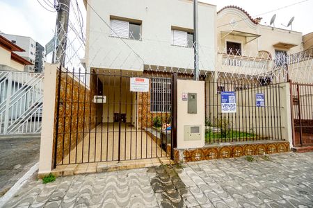 Casa à venda com 219m², 3 quartos e 3 vagasFachada