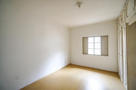 Casa à venda com 219m², 3 quartos e 3 vagasQuarto 01