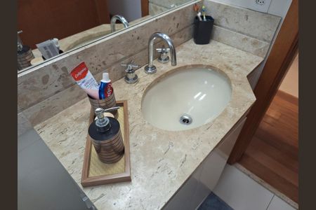 Apartamento à venda com 133m², 3 quartos e 3 vagas Apartamento à venda com 133m², 3 quartos e 3 vagasBanheiro