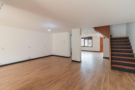 Sala de casa à venda com 3 quartos, 300m² em Jardim Botânico, Porto Alegre